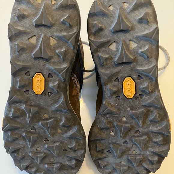 Merrell women’s hiking boots - Picture 6 of 12